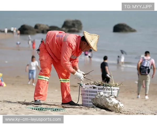 清洁工阿姨是太极冠军，扫地时都在练功，清洁工阿姨触动了我的心声