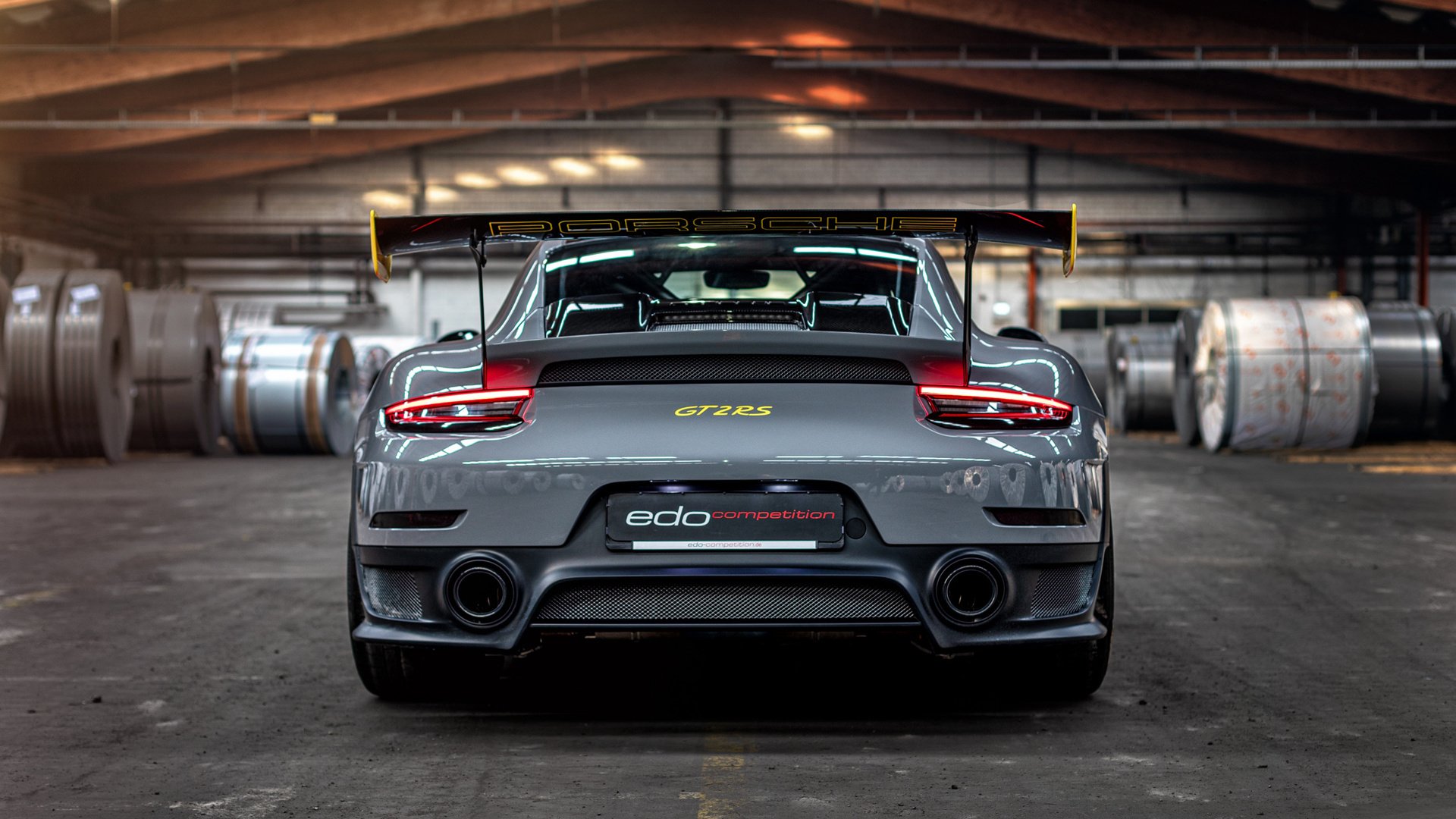 乐鱼体育登陆-英格兰女子橄榄球队迅速崛起吸引全球关注，英式橄榄球女运动员